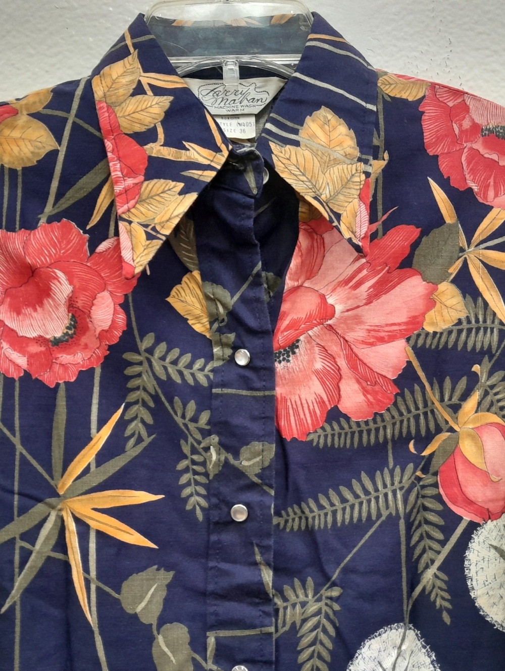 Vintage Larry Mahan Pearl Snap Shirt Womens 36 Western Cowgirl Hawaiian Floral .